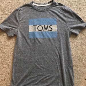 Toms T-shirt